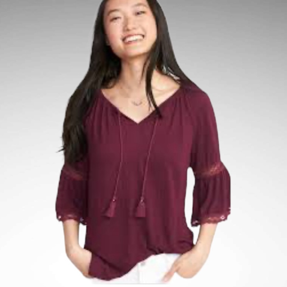 NWOT Old Navy Bell-Sleeve Swing Top Crochet Trim